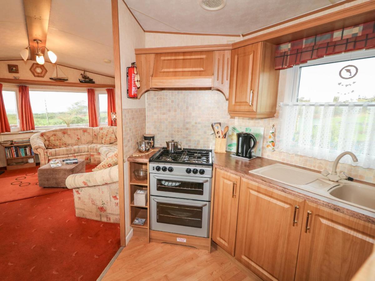 Alken Caravan Bushmills Exterior photo