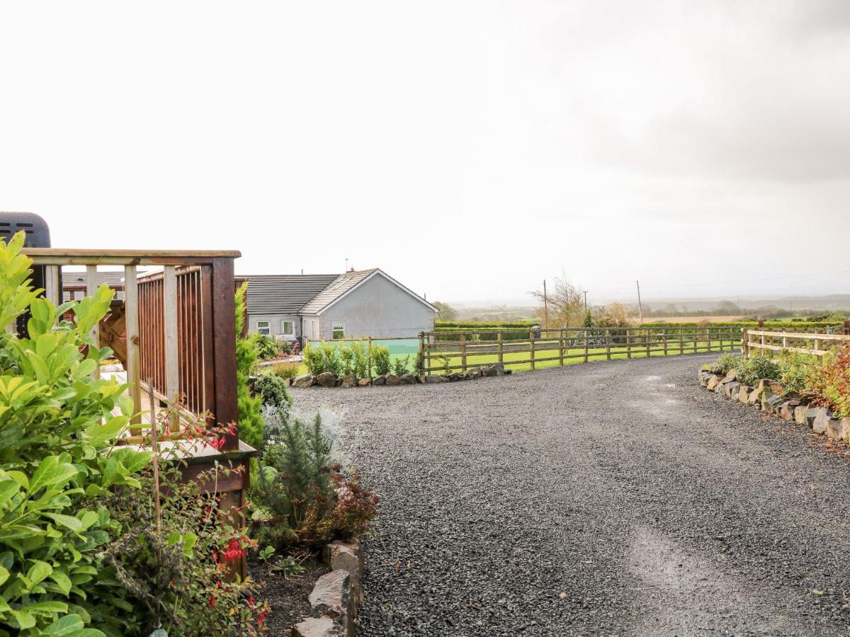 Alken Caravan Bushmills Exterior photo
