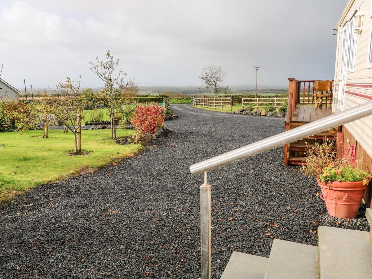 Alken Caravan Bushmills Exterior photo