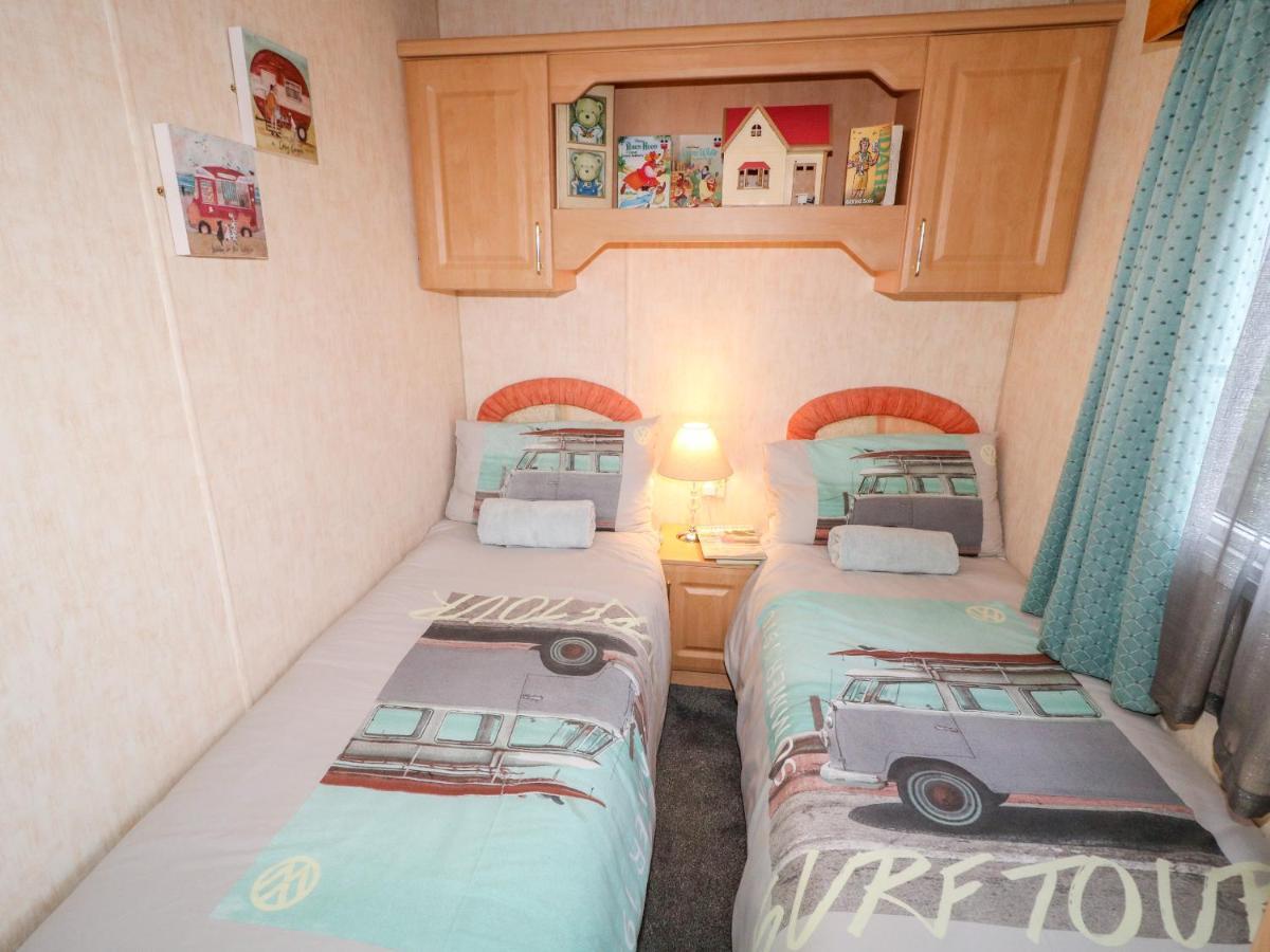 Alken Caravan Bushmills Exterior photo